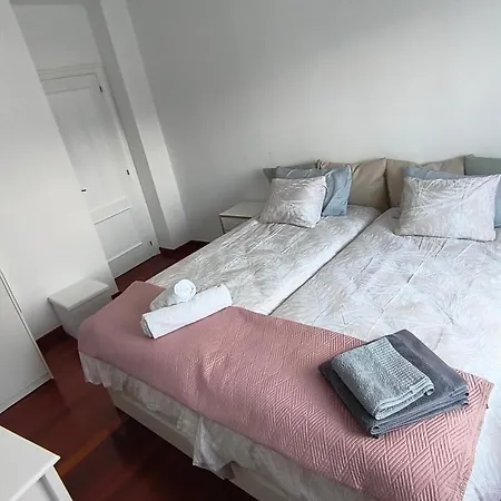 Cesuresrooms2 Homestay *