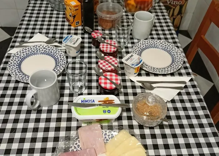 Cesuresrooms2 בית אירוח *